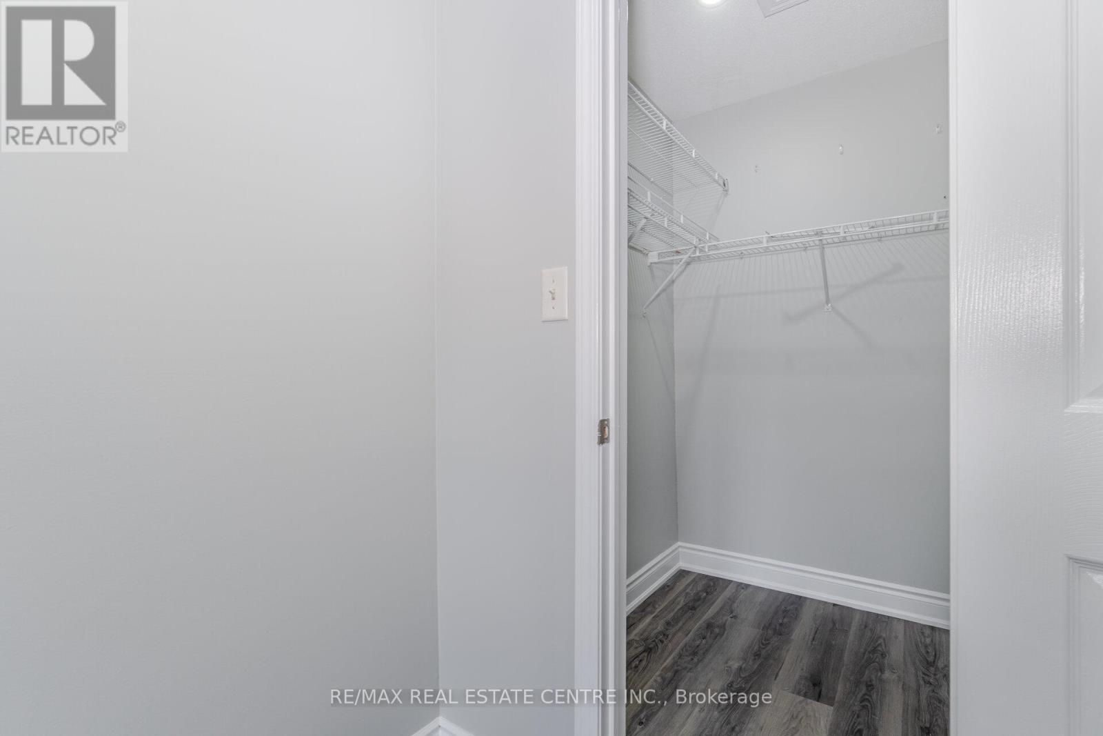 3034 Drumloch Avenue, Oakville (Bc Bronte Creek), Ontario  L6M 5H8 - Photo 27 - W12911734