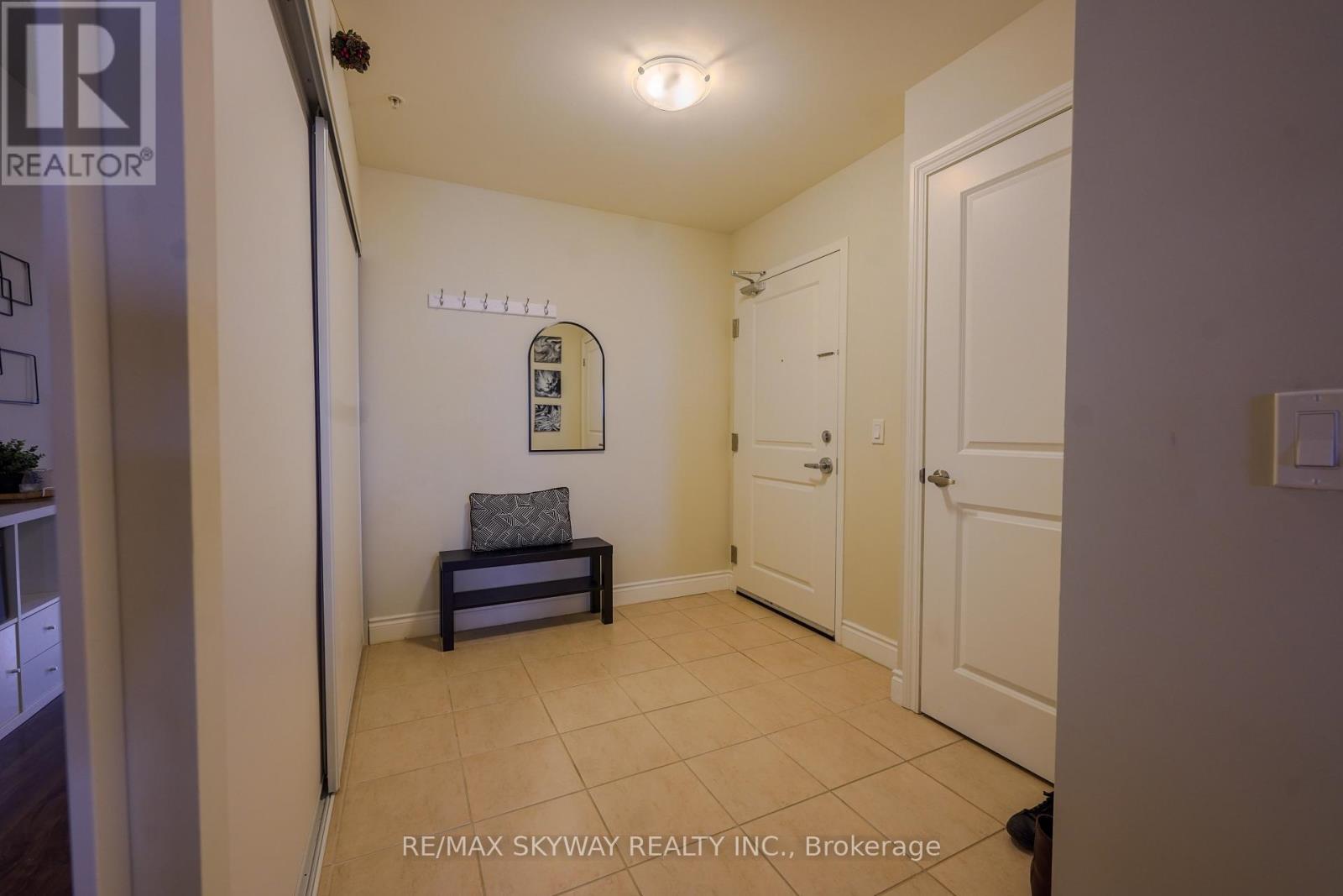 415 - 620 Sauve Street, Milton, Ontario  L9T 9A5 - Photo 5 - W12911748