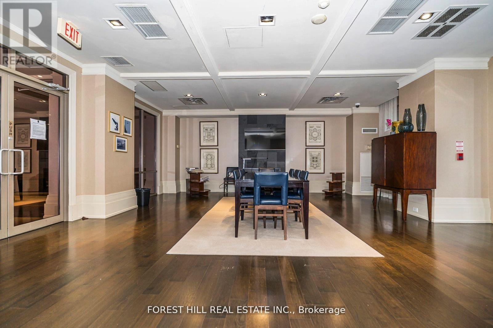 1610 - 388 PRINCE OF WALES DRIVE Mississauga (City Centre), ON L5B 0A1