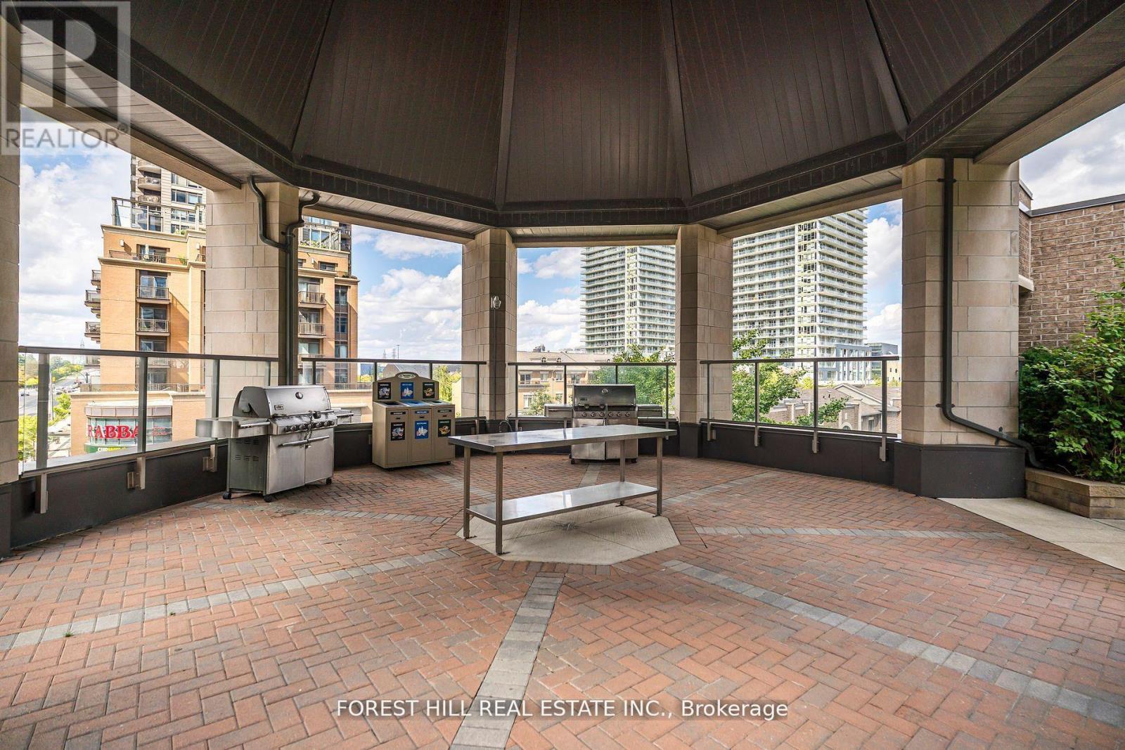 1610 - 388 PRINCE OF WALES DRIVE Mississauga (City Centre), ON L5B 0A1