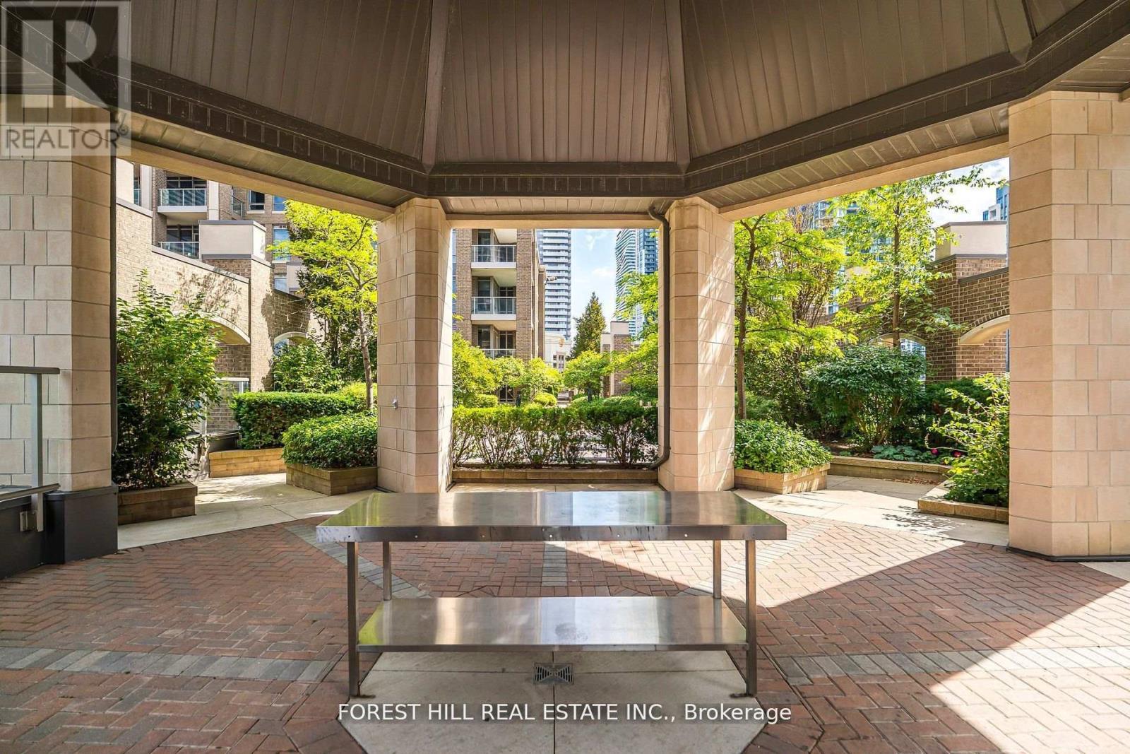 1610 - 388 Prince Of Wales Drive, Mississauga, Ontario  L5B 0A1 - Photo 26 - W12911786