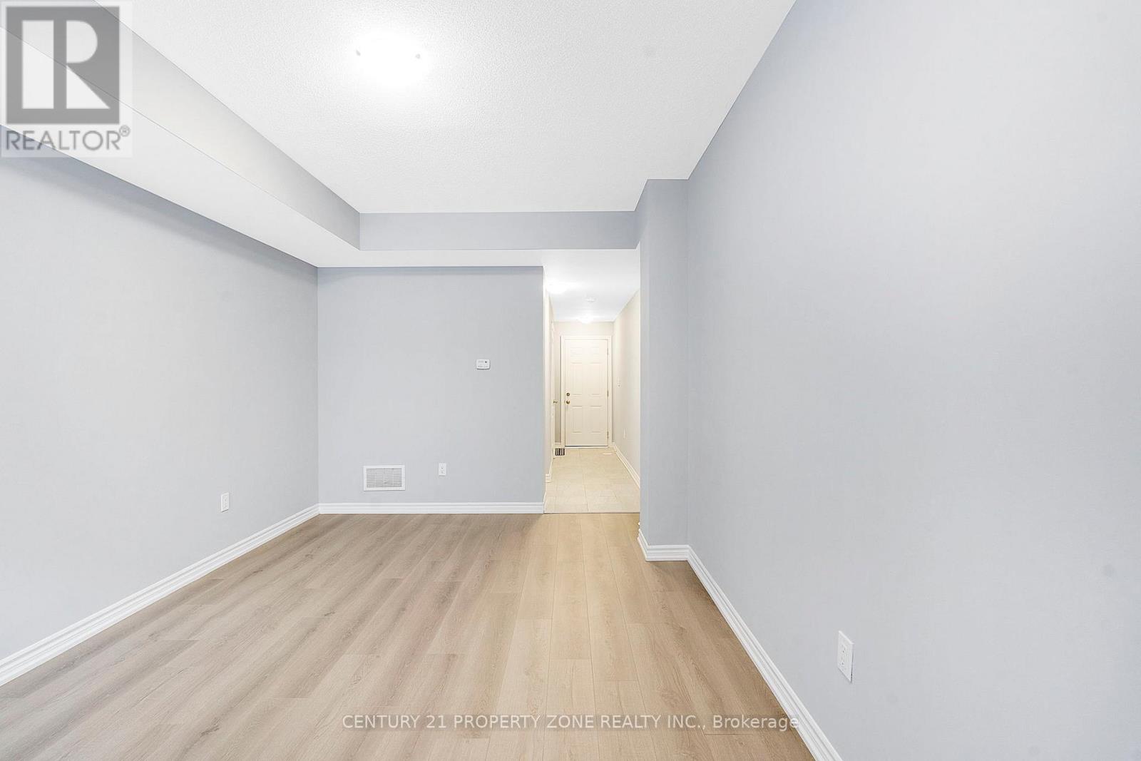 20-71 Springdale Avenue, Caledon, Ontario  L7C 4L6 - Photo 11 - W12911852