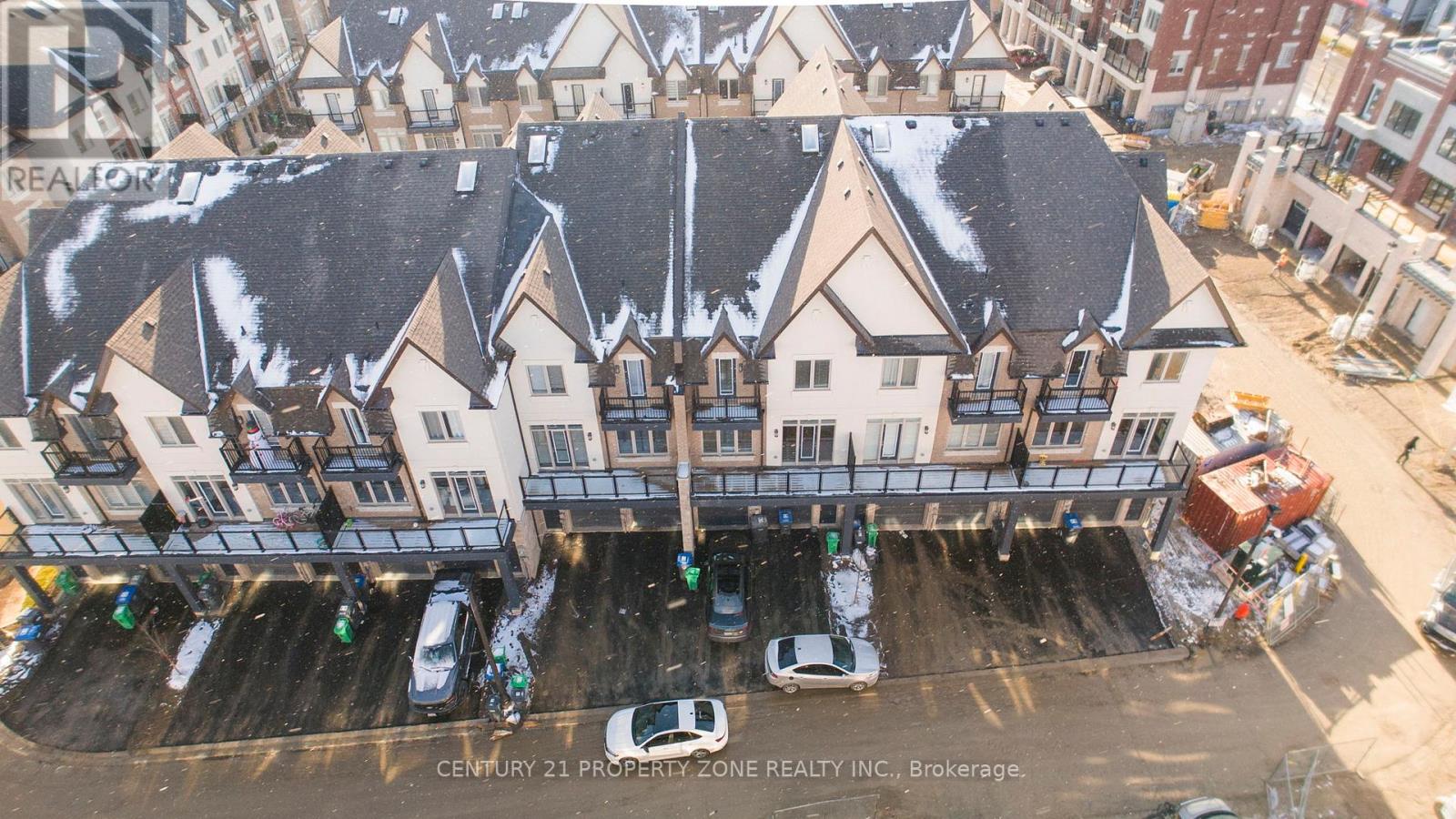 20-71 Springdale Avenue, Caledon, Ontario  L7C 4L6 - Photo 5 - W12911852