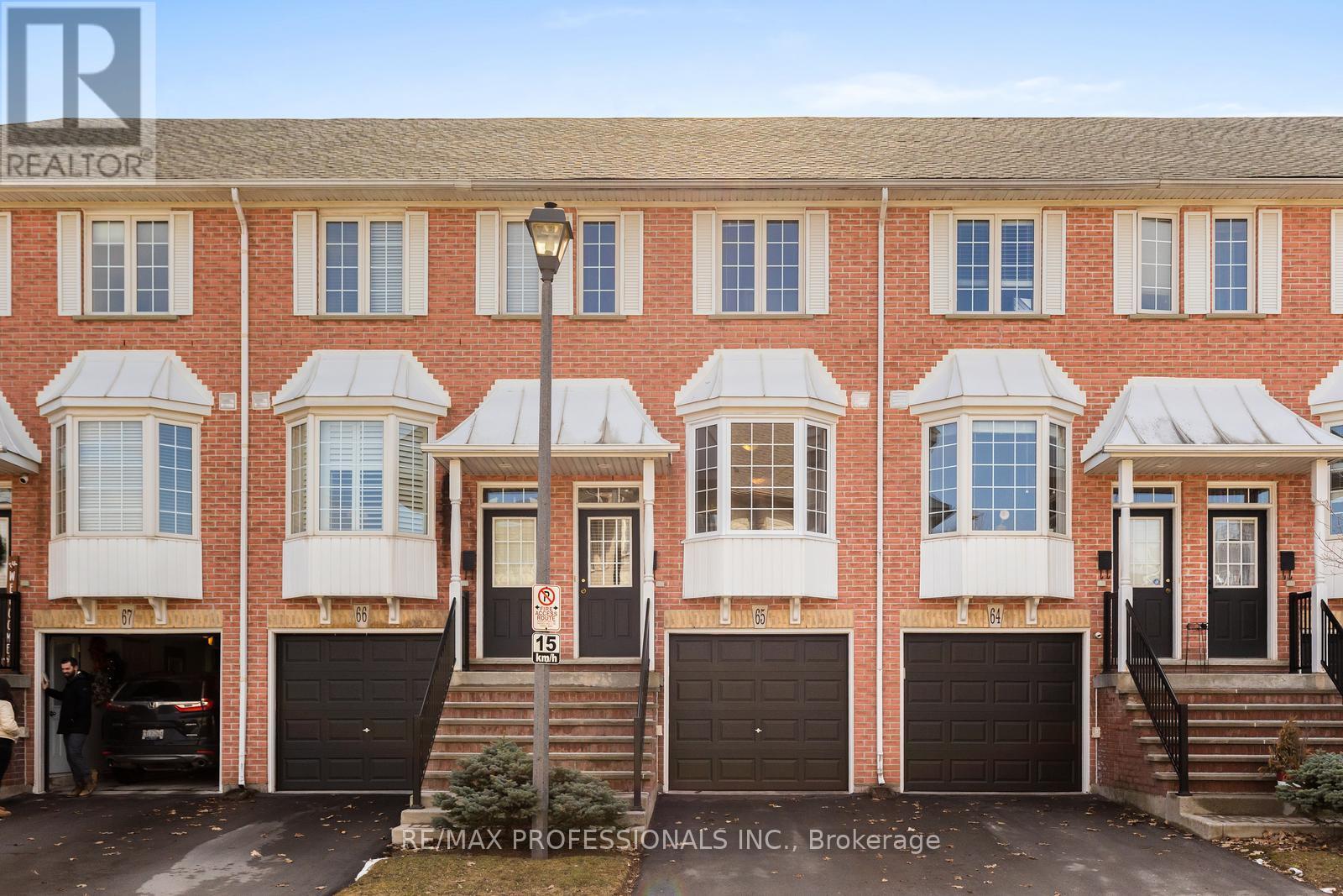 65 - 3480 Upper Middle Road, Burlington, Ontario  L7M 4S1 - Photo 2 - W12911902