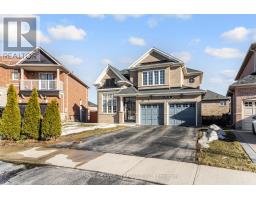 18 FINLAYSON CRESCENT, Brampton, Ontario