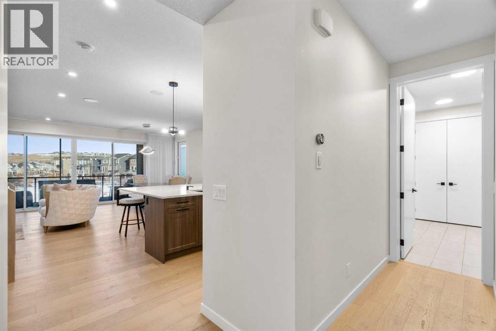 1104 Cranbrook Gardens Se, Calgary, Alberta  T3M 3L3 - Photo 5 - A2290845