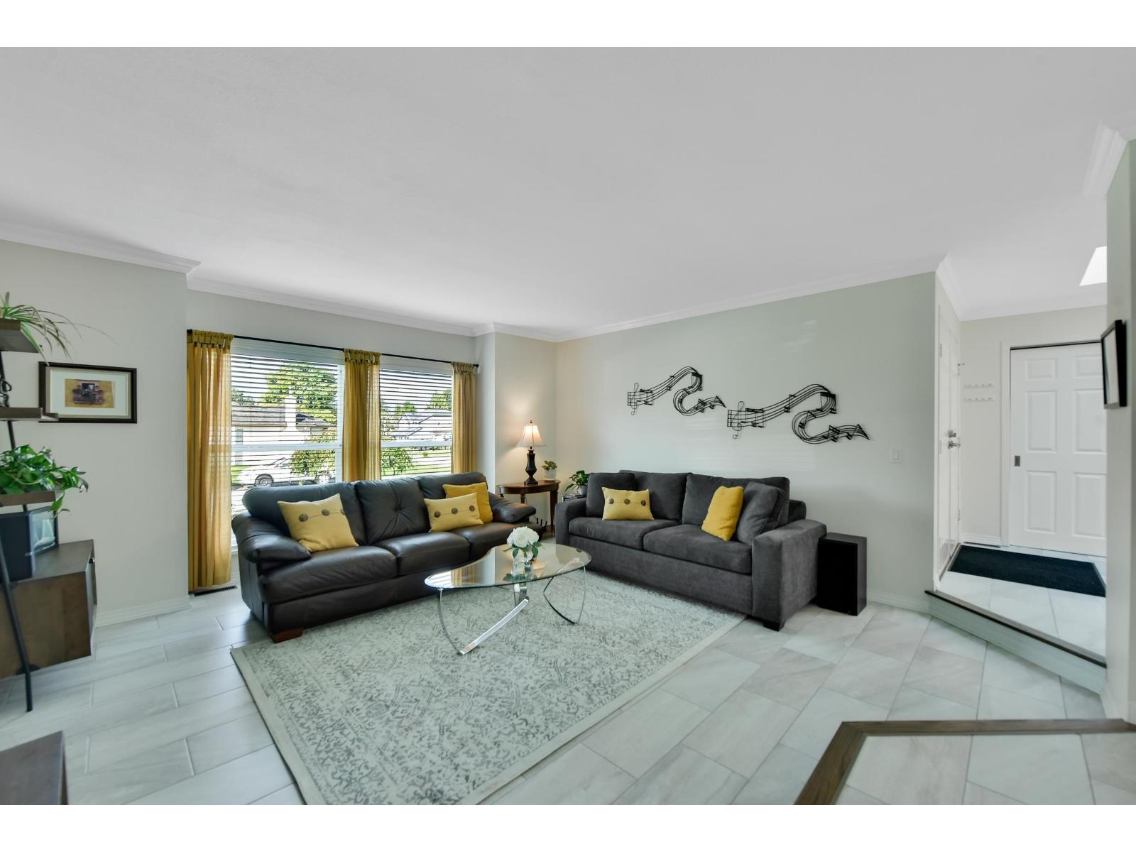 4870 209a Street, Langley, British Columbia  V3A 8A1 - Photo 5 - R3098288