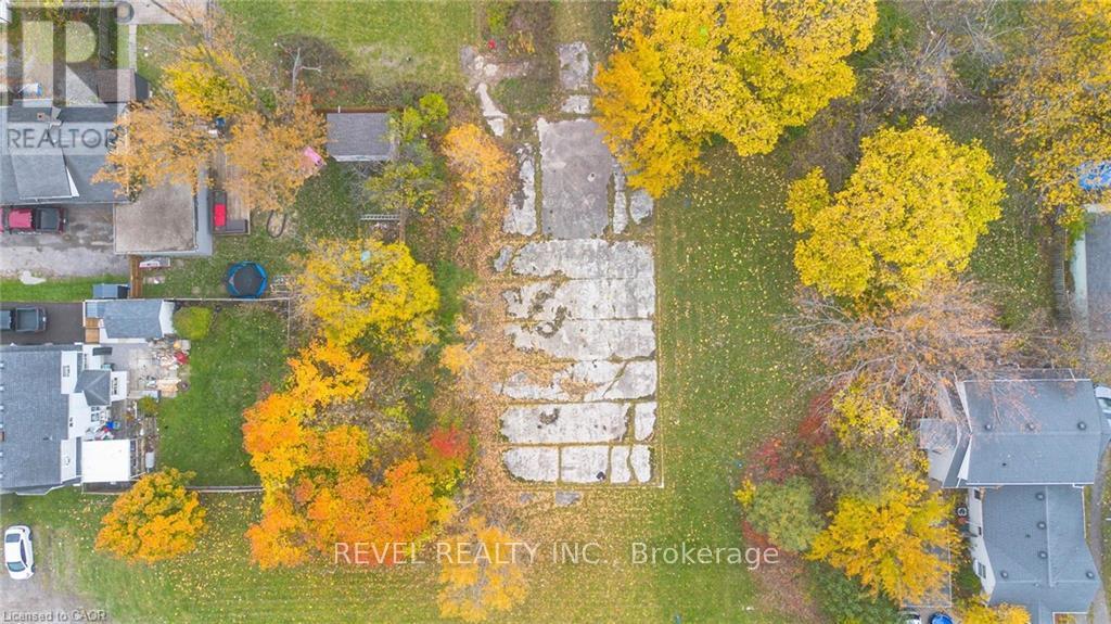 5 Haight Street, St. Catharines, Ontario  L2P 2L9 - Photo 11 - X12911948