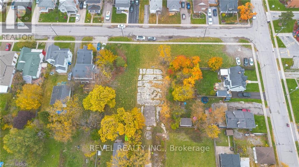 5 Haight Street, St. Catharines, Ontario  L2P 2L9 - Photo 6 - X12911948