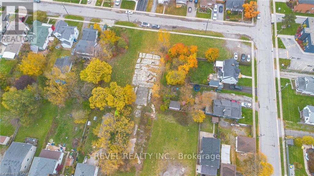 5 Haight Street, St. Catharines, Ontario  L2P 2L9 - Photo 9 - X12911948