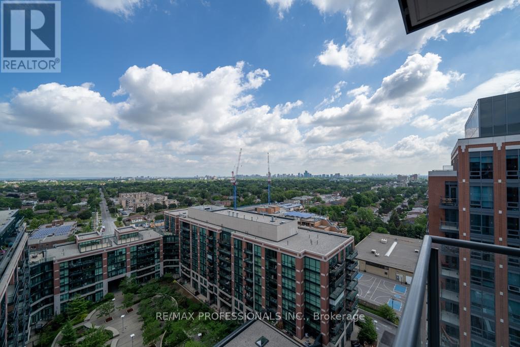 1518 - 31 TIPPET ROAD, Toronto, Ontario