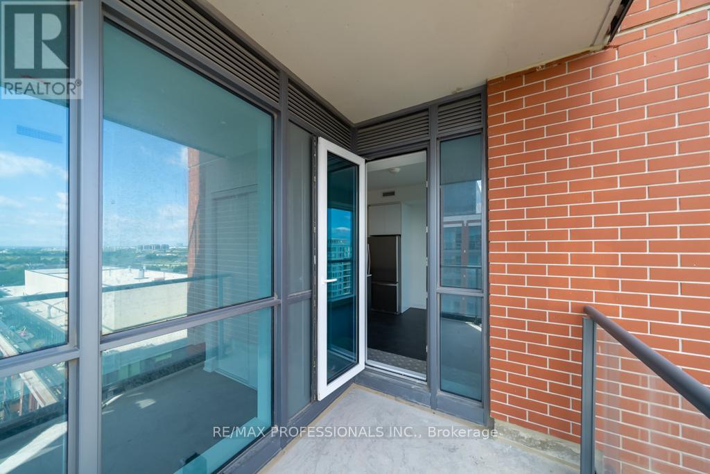 1518 - 31 Tippet Road, Toronto (Clanton Park), Ontario  M3H 0C8 - Photo 12 - C12909244