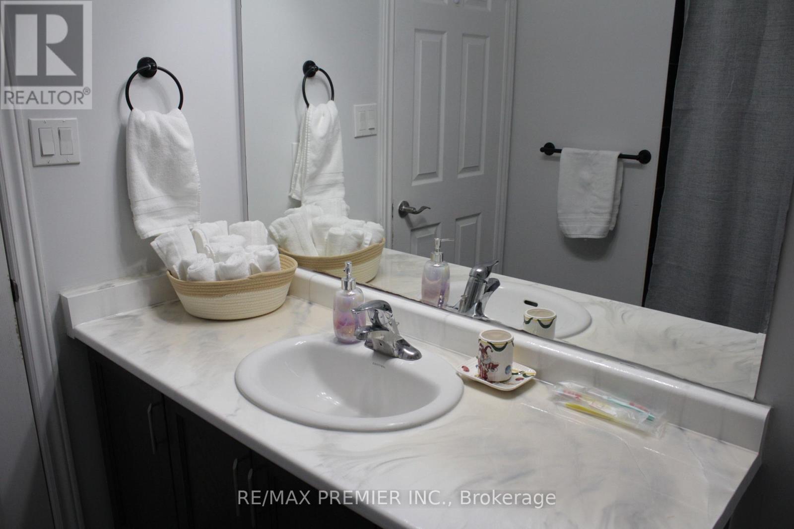 51 Mullholland Avenue, Cambridge, Ontario N3H 5L5 - Photo 30 - X12909950