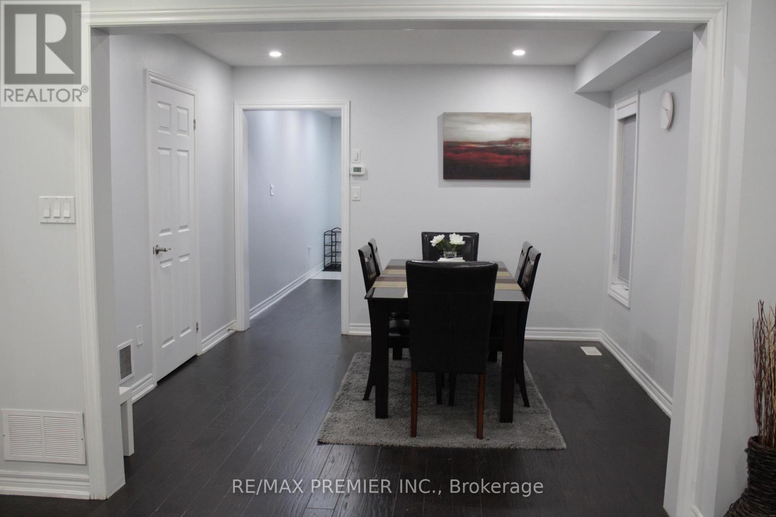 51 Mullholland Avenue, Cambridge, Ontario N3H 5L5 - Photo 7 - X12909950