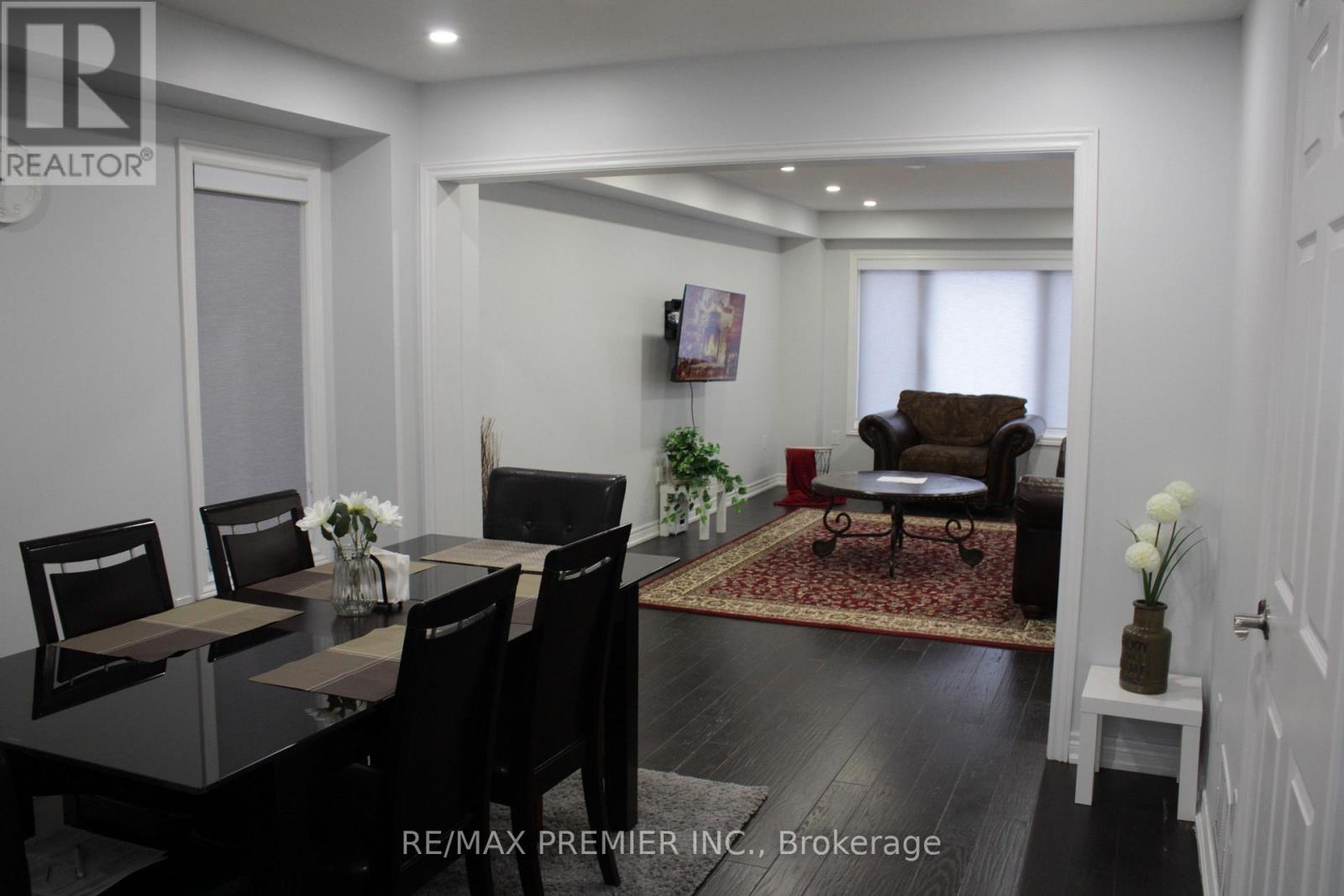 51 Mullholland Avenue, Cambridge, Ontario N3H 5L5 - Photo 6 - X12909950