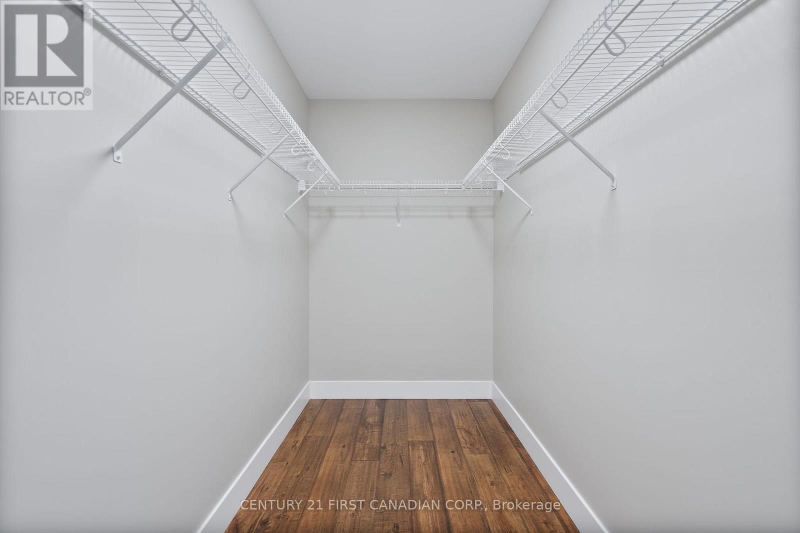 27 Sheldabren Street, North Middlesex, Ontario  N0M 1A0 - Photo 23 - X12863746