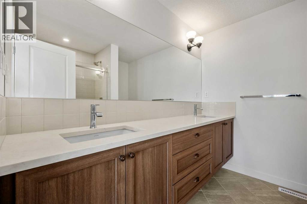 8341 8 Avenue Sw, Calgary, Alberta  T3H 6M8 - Photo 18 - A2283971