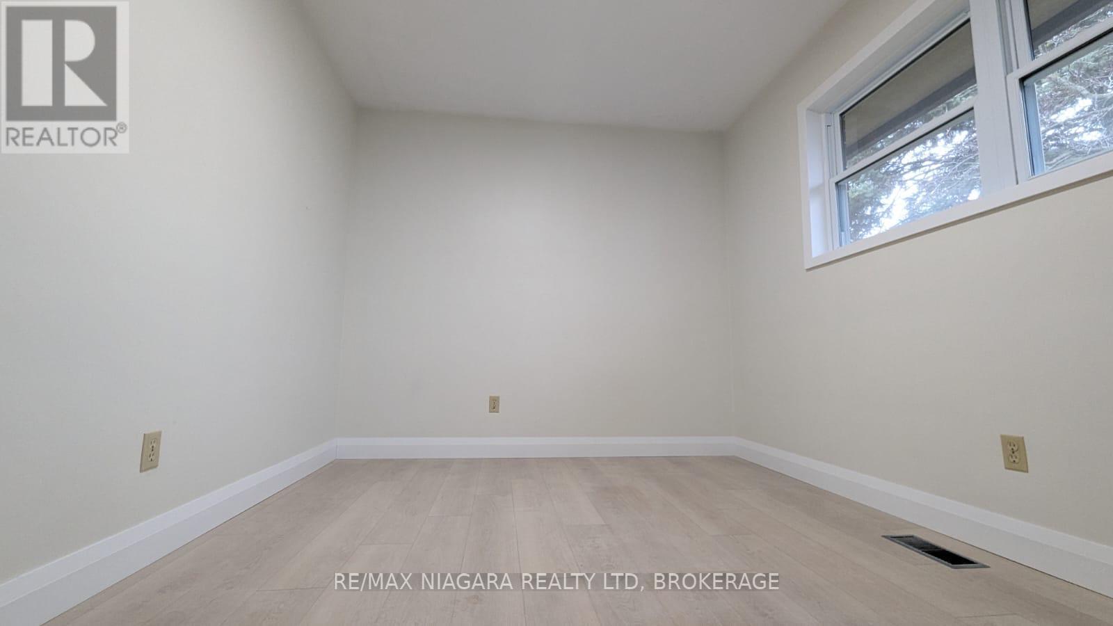 7301 Heximer Avenue, Niagara Falls, Ontario  L2G 4T5 - Photo 6 - X12884314