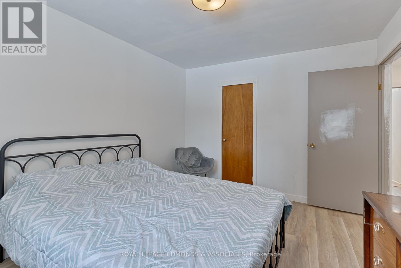 13 Plant Road, Laurentian Hills, Ontario  K0J 1J0 - Photo 17 - X12912010