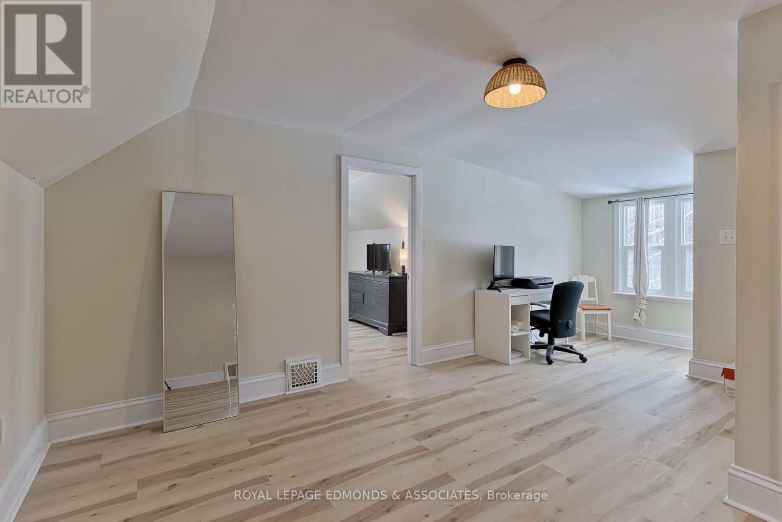 13 Plant Road, Laurentian Hills, Ontario  K0J 1J0 - Photo 20 - X12912010