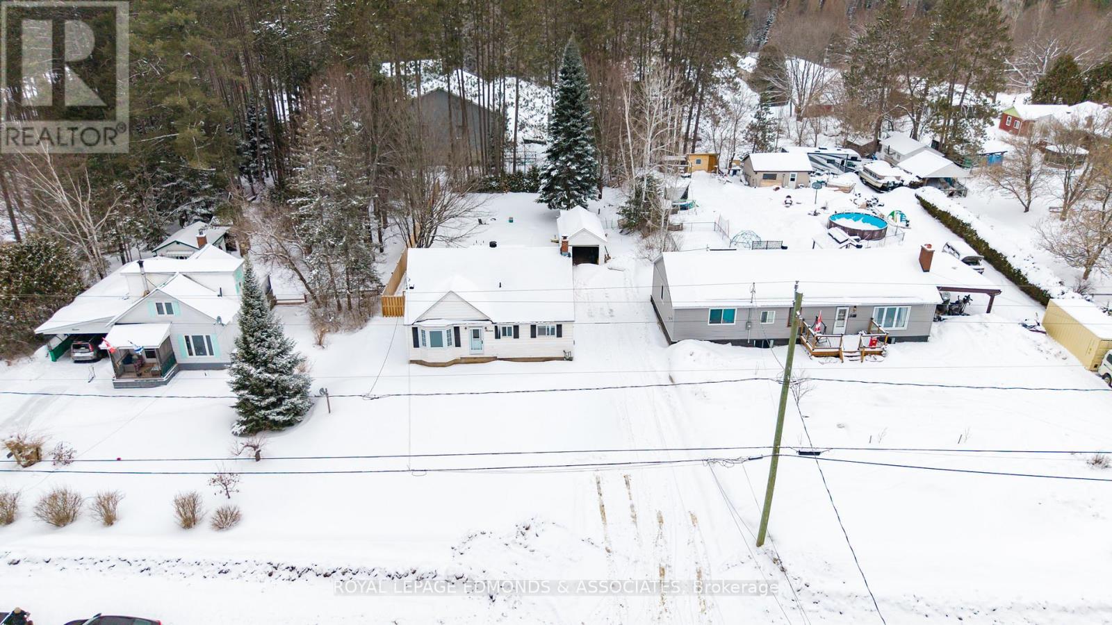 13 Plant Road, Laurentian Hills, Ontario  K0J 1J0 - Photo 41 - X12912010