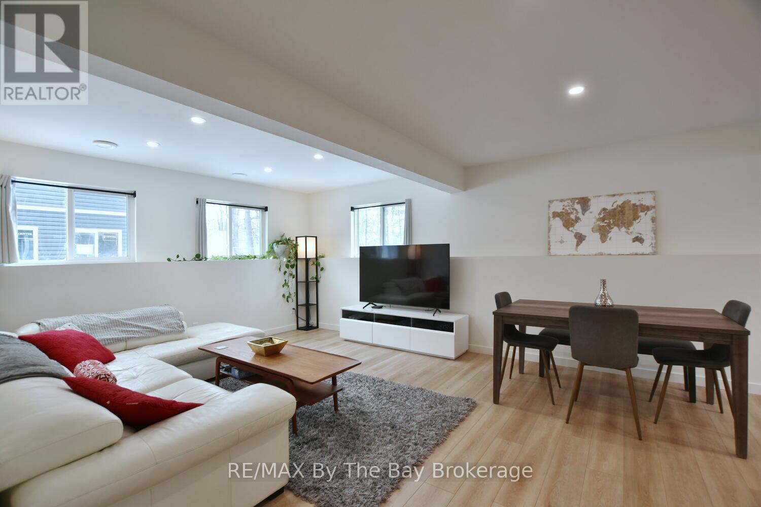 16 Caribbean Drive, Wasaga Beach, Ontario  L9Z 2W3 - Photo 26 - S12911916