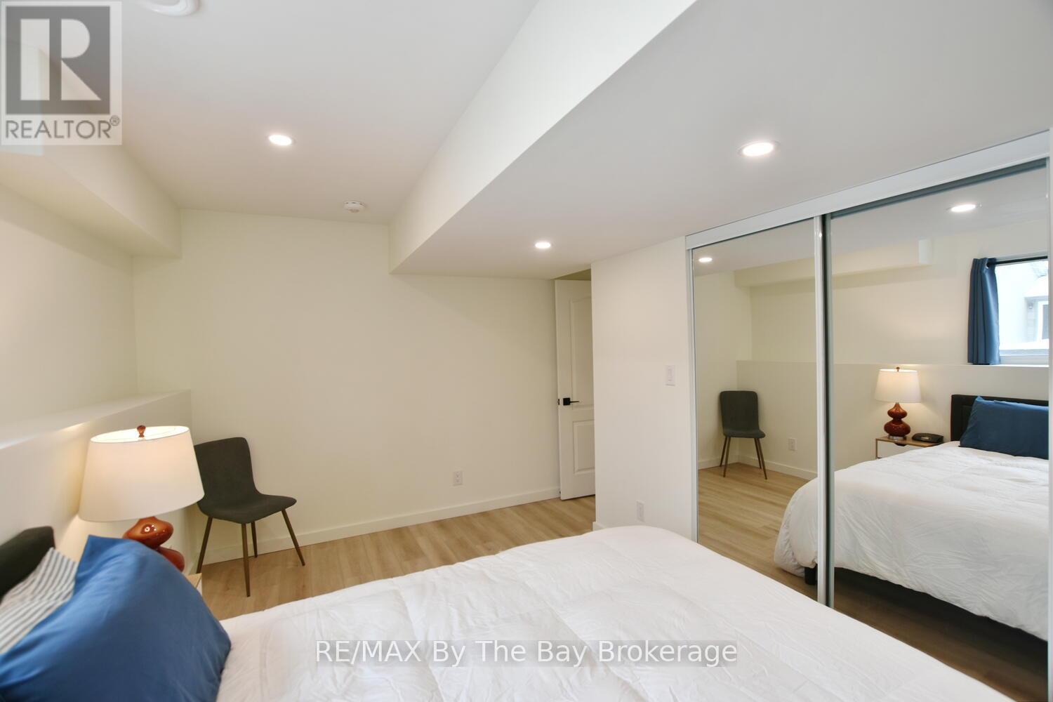 16 Caribbean Drive, Wasaga Beach, Ontario  L9Z 2W3 - Photo 35 - S12911916