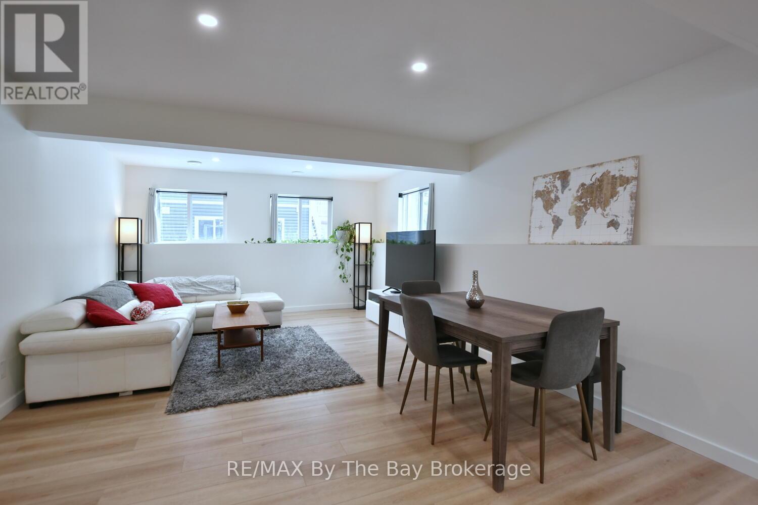 16 Caribbean Drive, Wasaga Beach, Ontario  L9Z 2W3 - Photo 28 - S12911916