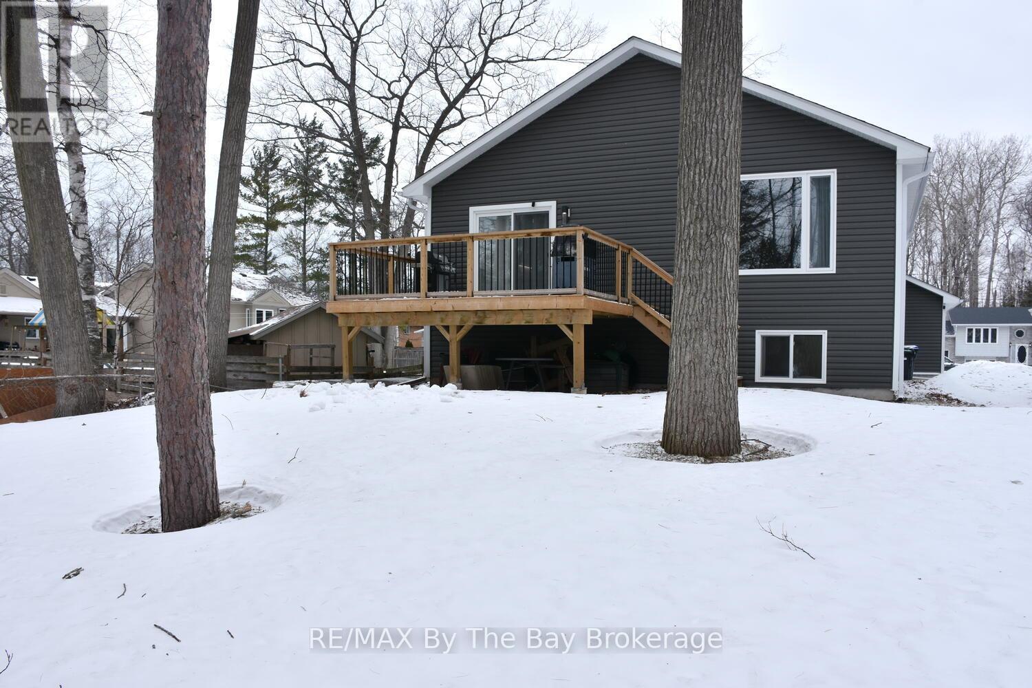 16 Caribbean Drive, Wasaga Beach, Ontario  L9Z 2W3 - Photo 48 - S12911916