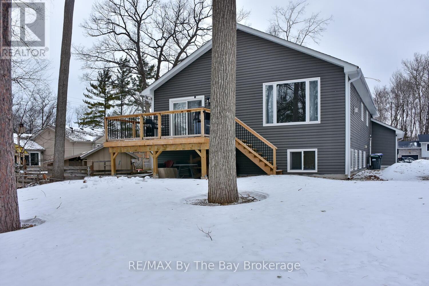 16 Caribbean Drive, Wasaga Beach, Ontario  L9Z 2W3 - Photo 41 - S12911916