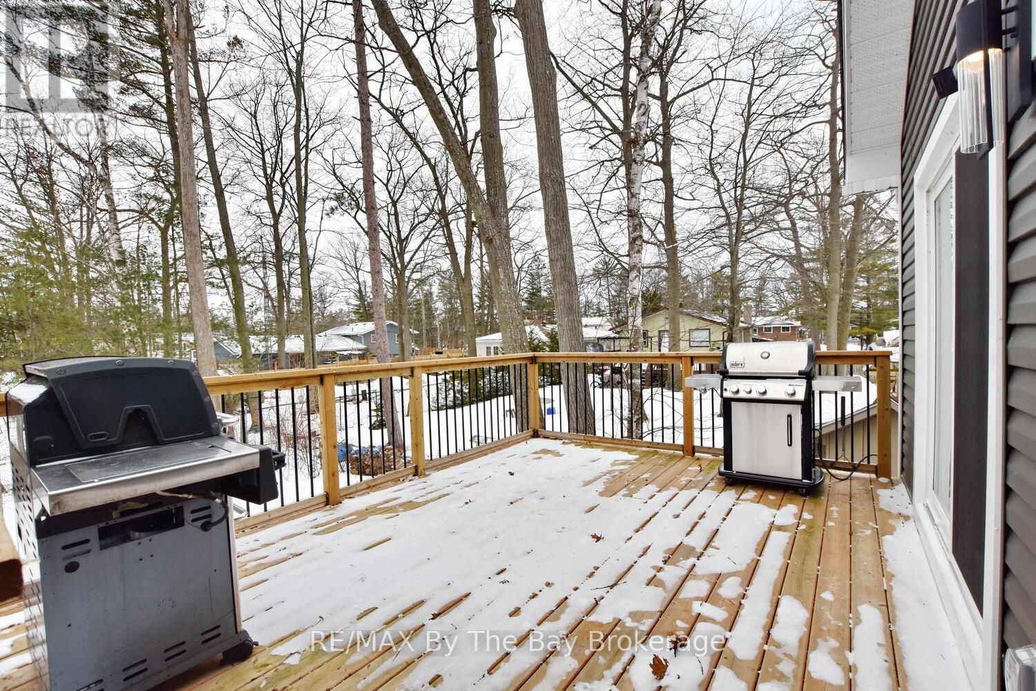 16 Caribbean Drive, Wasaga Beach, Ontario  L9Z 2W3 - Photo 43 - S12911916