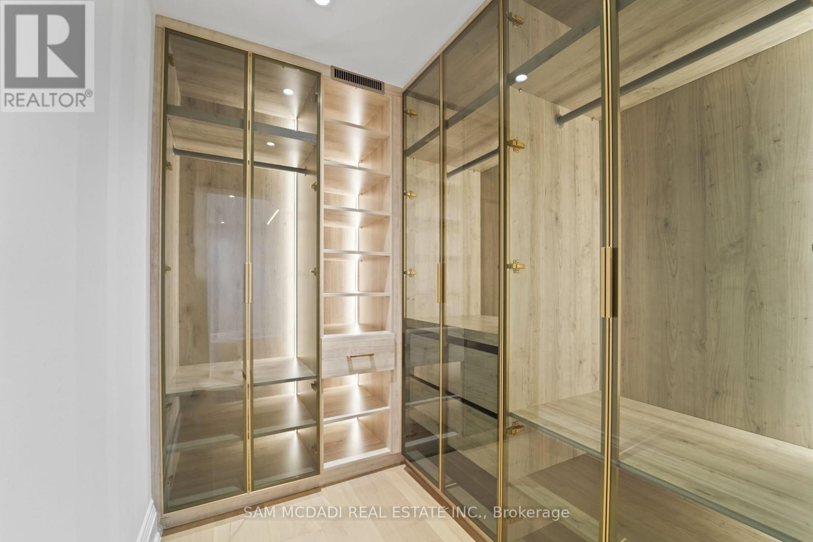 3168 Lakeshore Road W, Oakville, Ontario  L6L 1J6 - Photo 25 - W12839440