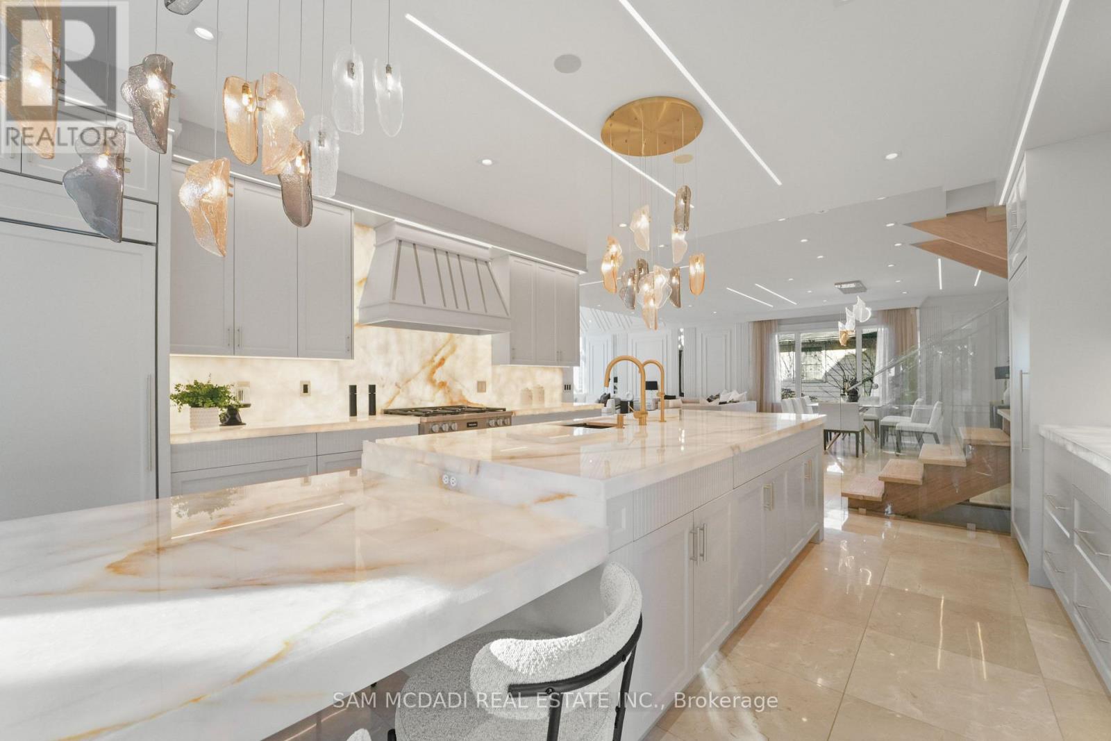 3168 Lakeshore Road W, Oakville, Ontario  L6L 1J6 - Photo 12 - W12839440