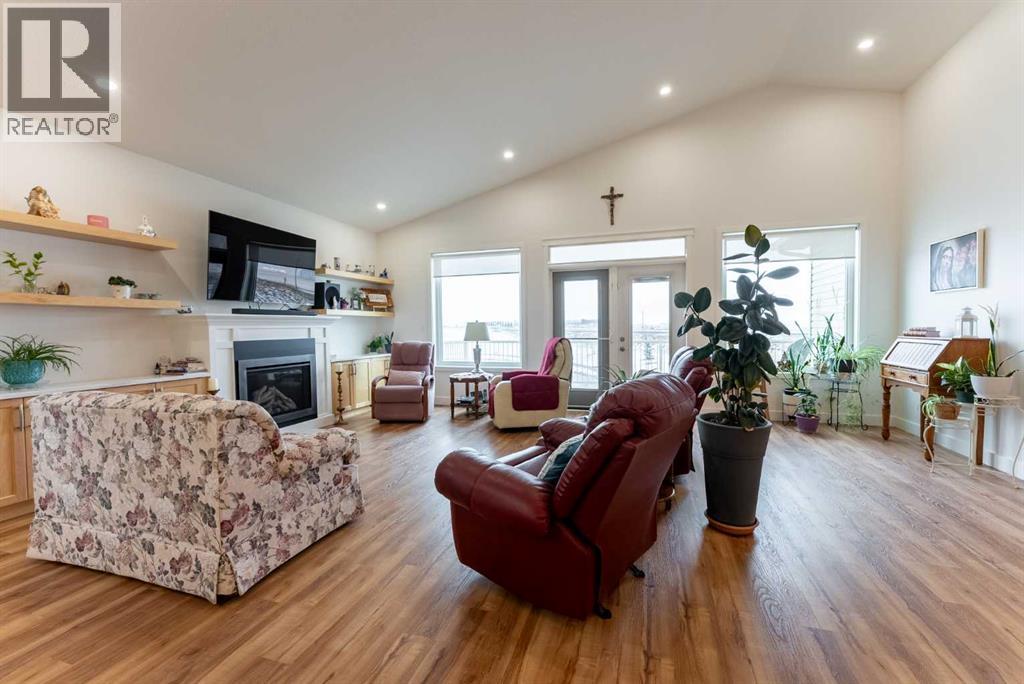 202 Lake Drive, Coalhurst, Alberta  T0L 0V0 - Photo 18 - A2293296