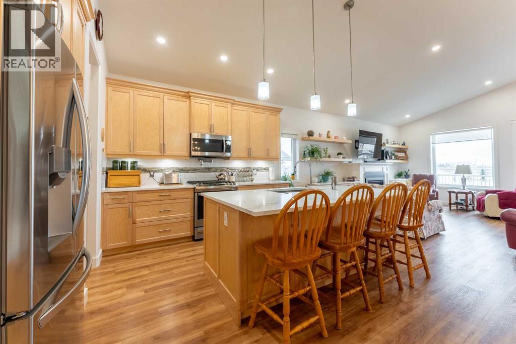 202 Lake Drive, Coalhurst, Alberta  T0L 0V0 - Photo 10 - A2293296