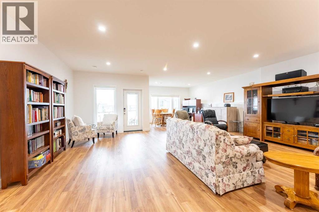 202 Lake Drive, Coalhurst, Alberta  T0L 0V0 - Photo 35 - A2293296