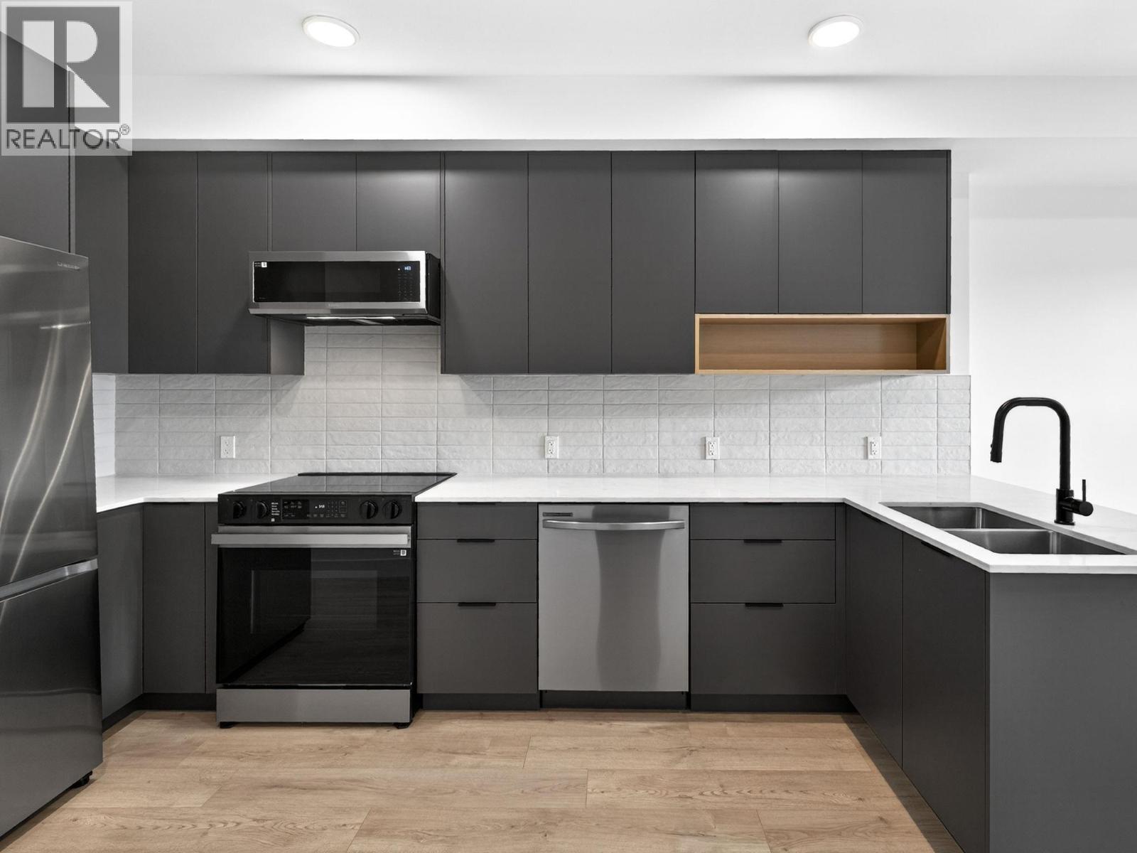 620 Coronation Avenue Unit# 404, Kelowna, British Columbia  V1Y 7A1 - Photo 5 - 10379645