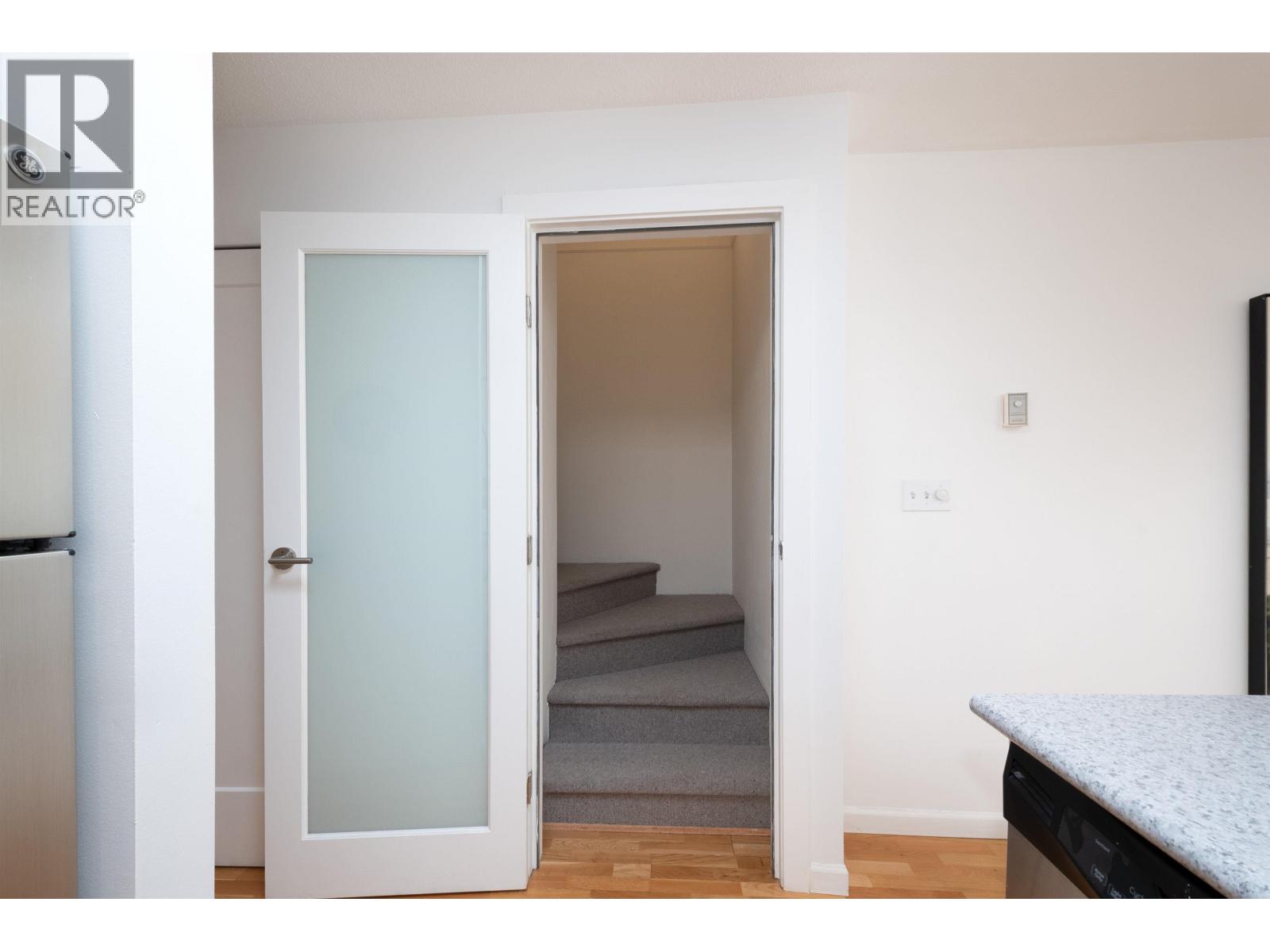 420 3440 W Broadway, Vancouver, British Columbia  V6R 4R2 - Photo 12 - R3102532