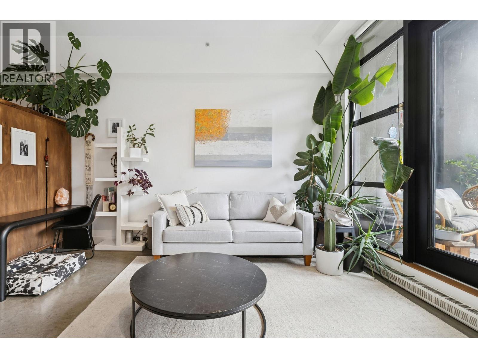 10 2156 W 12th Avenue, Vancouver, British Columbia  V6K 2N2 - Photo 3 - R3102571