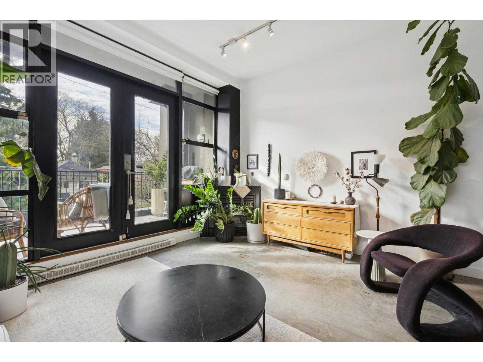 10 2156 W 12th Avenue, Vancouver, British Columbia  V6K 2N2 - Photo 5 - R3102571