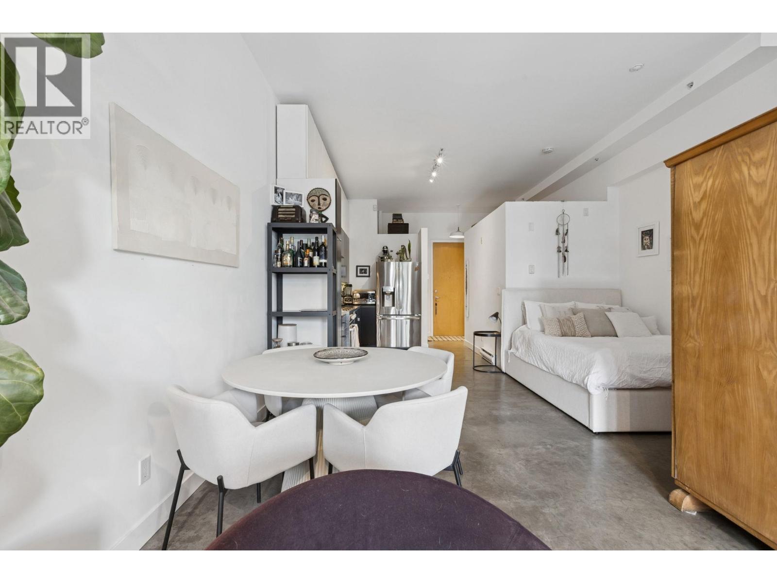 10 2156 W 12th Avenue, Vancouver, British Columbia  V6K 2N2 - Photo 7 - R3102571