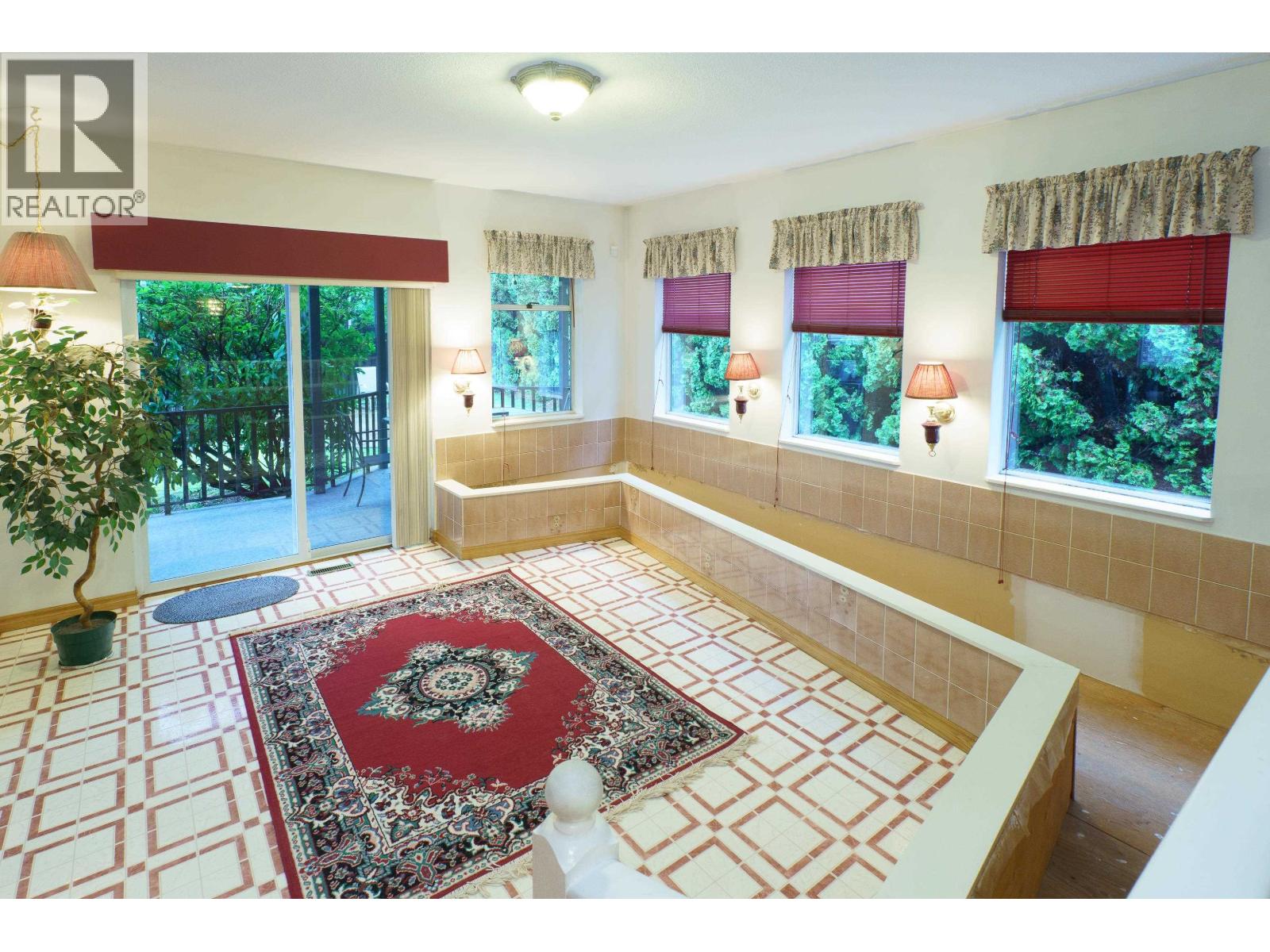 23381 Whippoorwill Avenue, Maple Ridge, British Columbia  V2X 9L8 - Photo 10 - R3102613