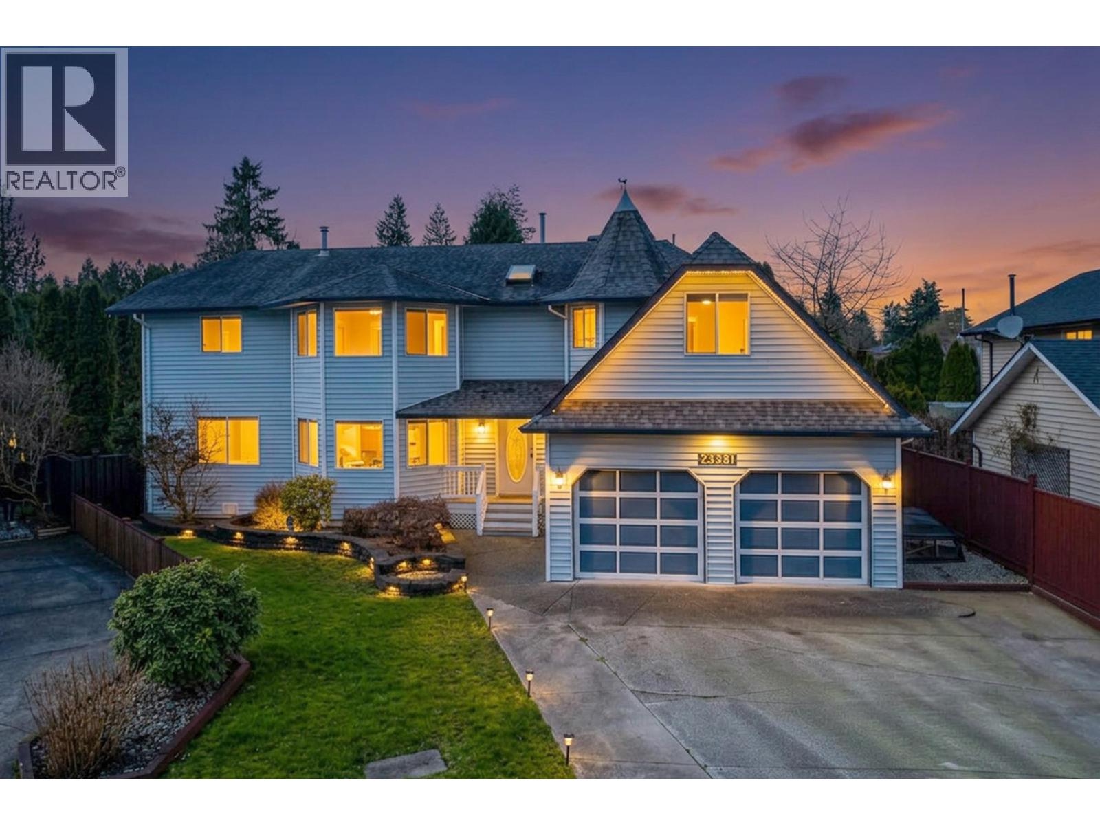 23381 Whippoorwill Avenue, Maple Ridge, British Columbia  V2X 9L8 - Photo 2 - R3102613