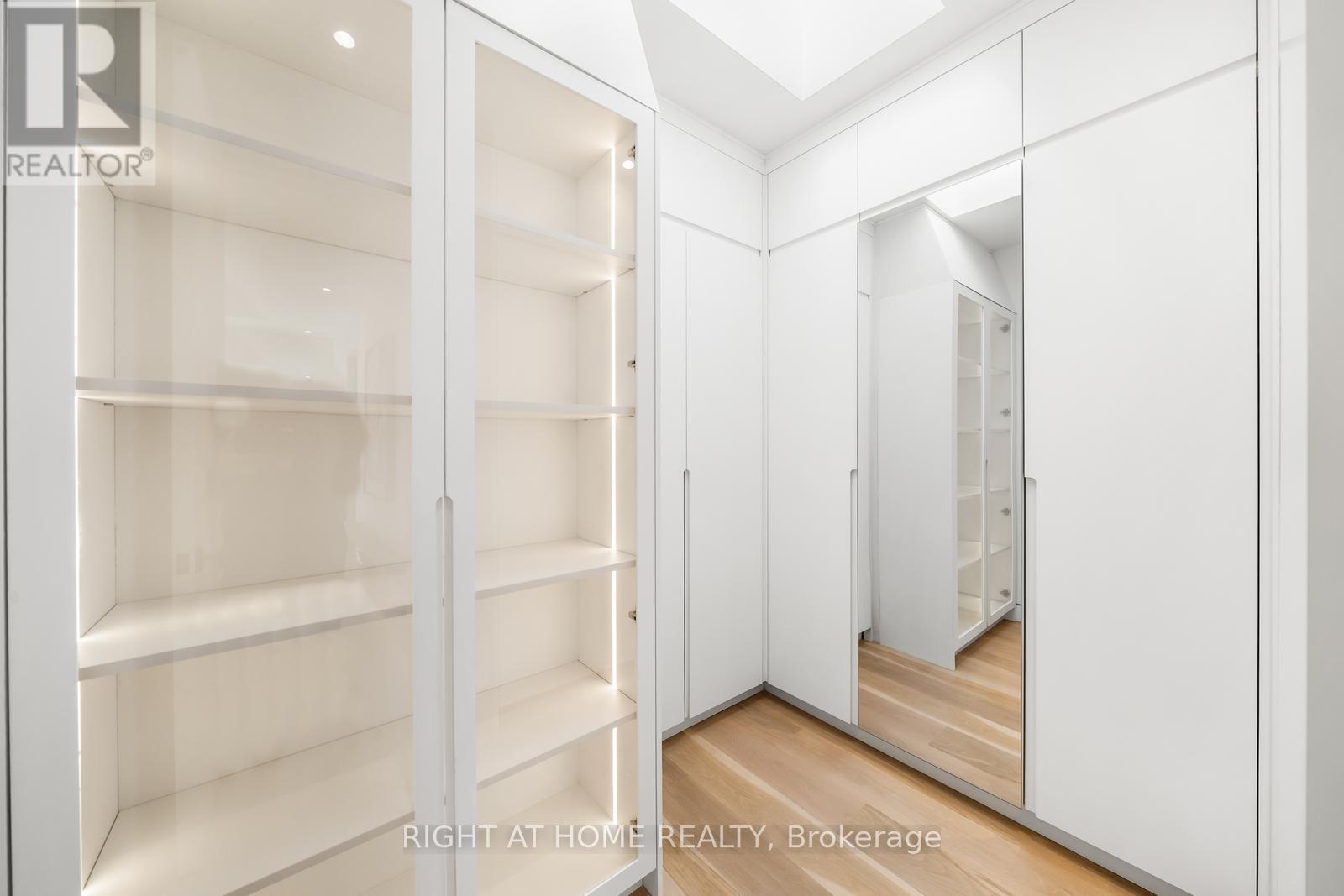 74b Rathnelly Avenue, Toronto, Ontario  M4V 2M6 - Photo 29 - C12911964