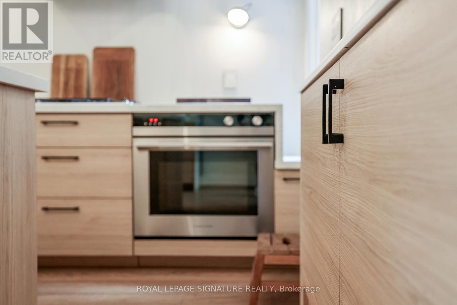 13 Collahie Street, Toronto, Ontario  M6J 1T6 - Photo 9 - C12911974