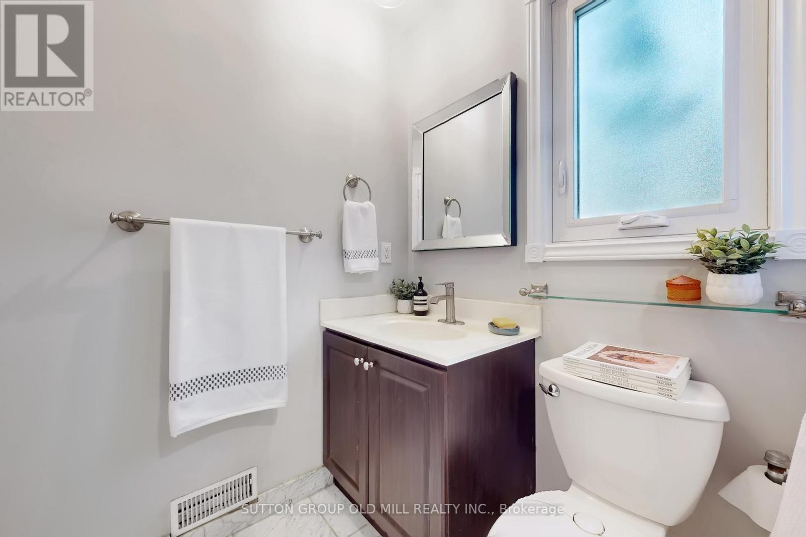 223 Berkeley Street, Toronto, Ontario  M5A 2X3 - Photo 23 - C12911976