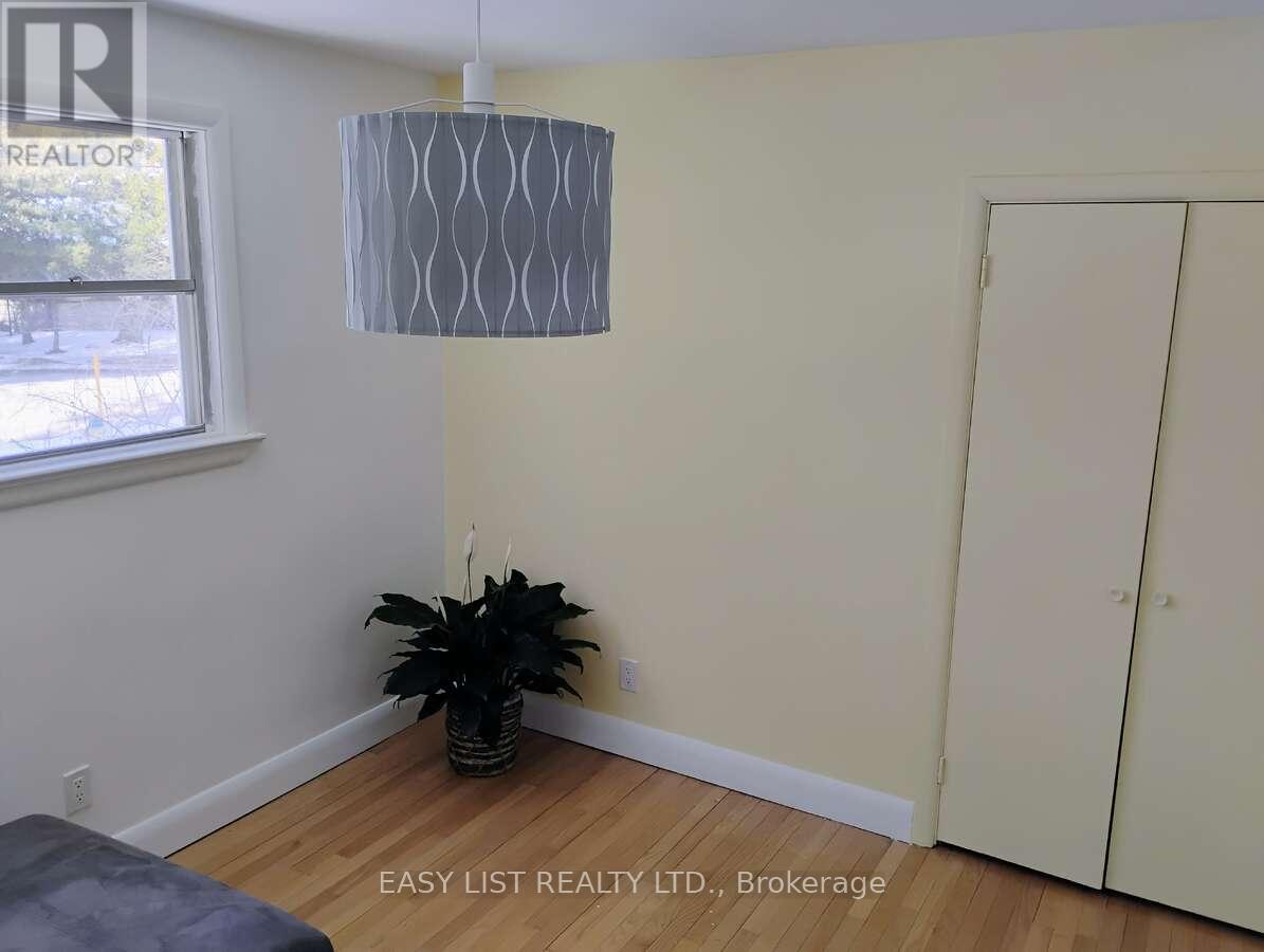 60 Mariposa Avenue, Ottawa, Ontario  K1M 0V1 - Photo 22 - X12892944
