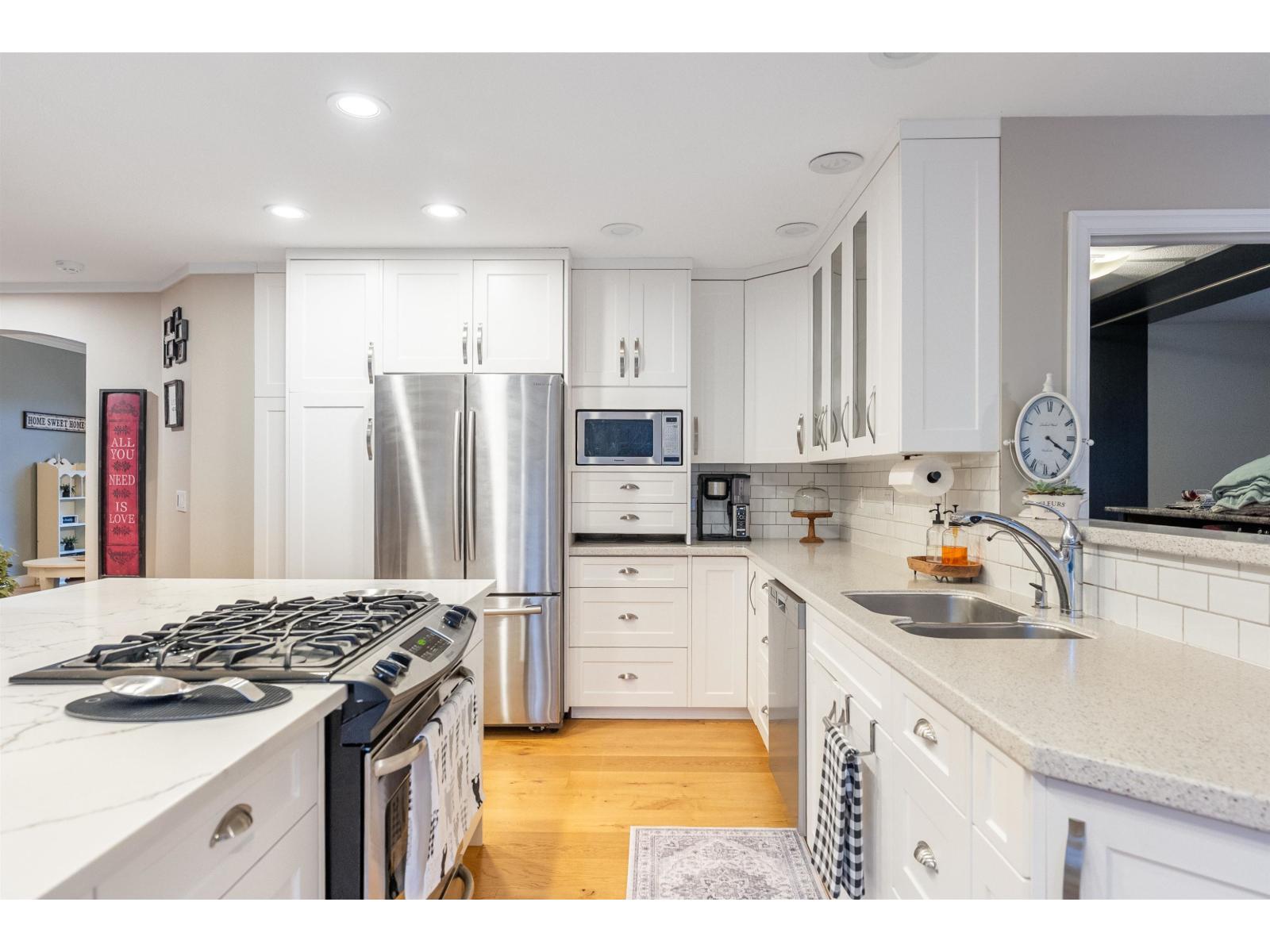 5912 190a Street, Surrey, British Columbia  V3S 7W3 - Photo 11 - R3102578