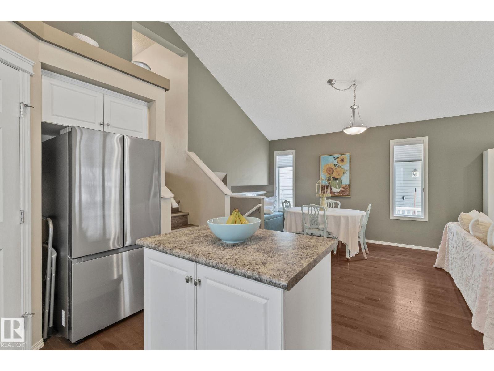 7811 14 Av Sw Sw, Edmonton, Alberta  T6X 1H3 - Photo 3 - E4478738