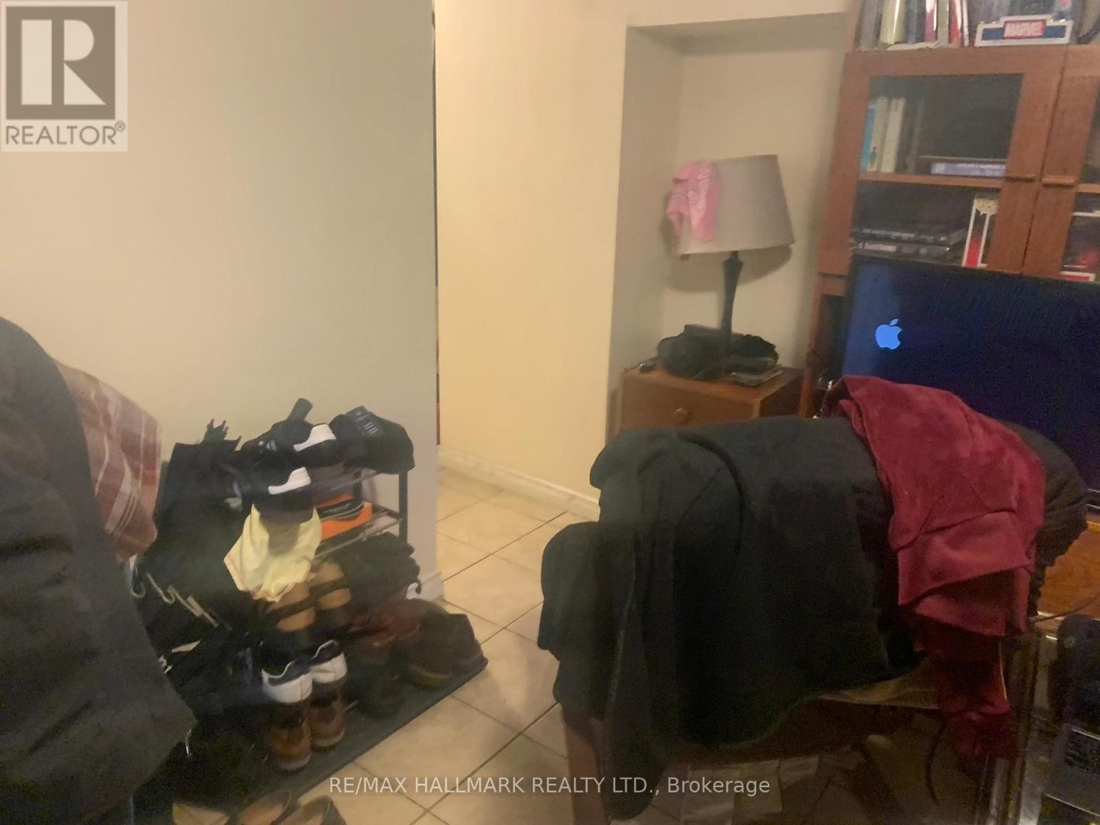 295 Old Weston Road, Toronto, Ontario  M6N 3A7 - Photo 4 - W12911968